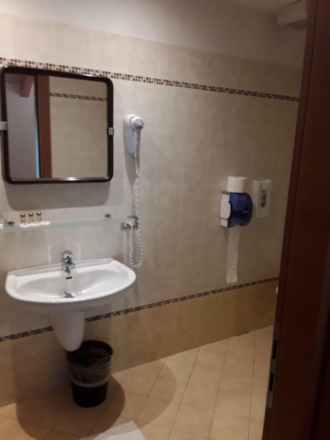 Hotel Bellaria Levico Terme Extérieur photo